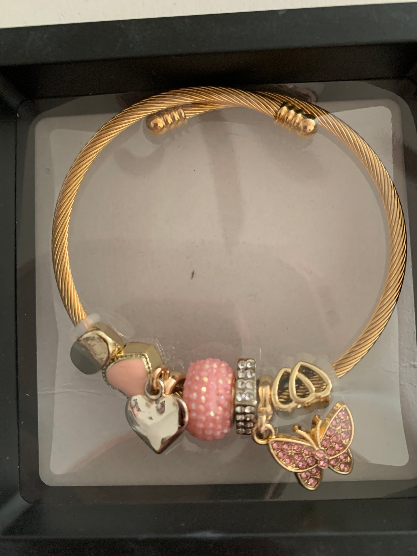 Stretchable Bracelet with Charms