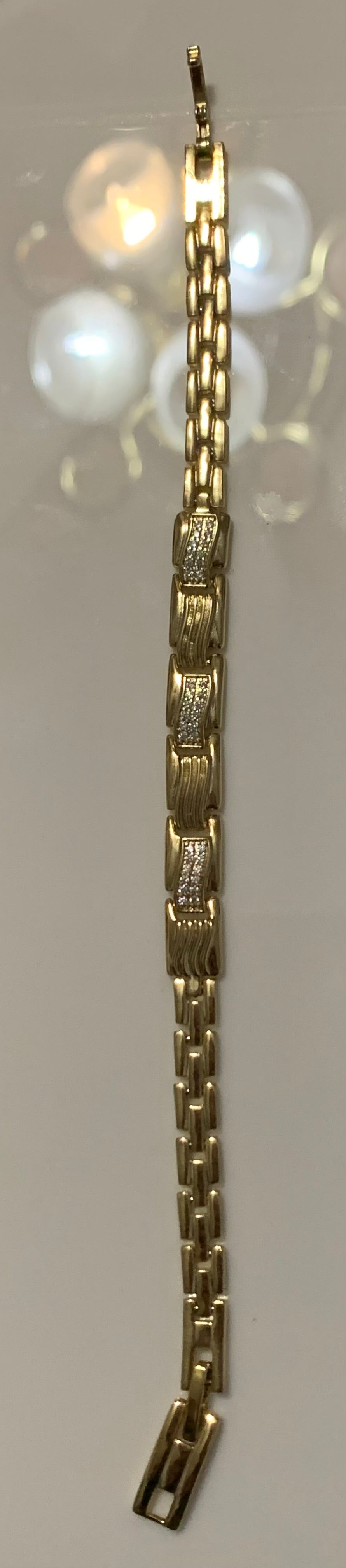 Bracelet 7” Gold Plated 14k with Crystals Beads